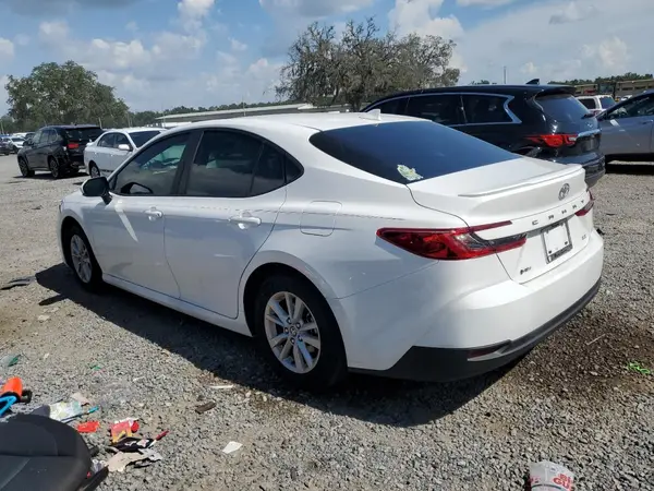 4T1DAACKXSU040336 2025 TOYOTA CAMRY - Image 2