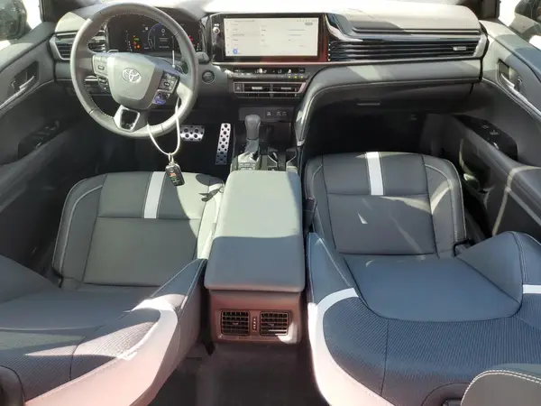 4T1DAACKXSU043835 2025 TOYOTA CAMRY - Image 8