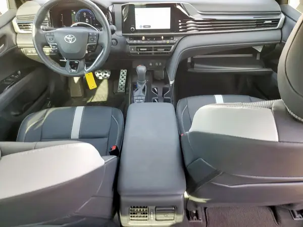 4T1DAACKXSU044726 2025 TOYOTA CAMRY - Image 8