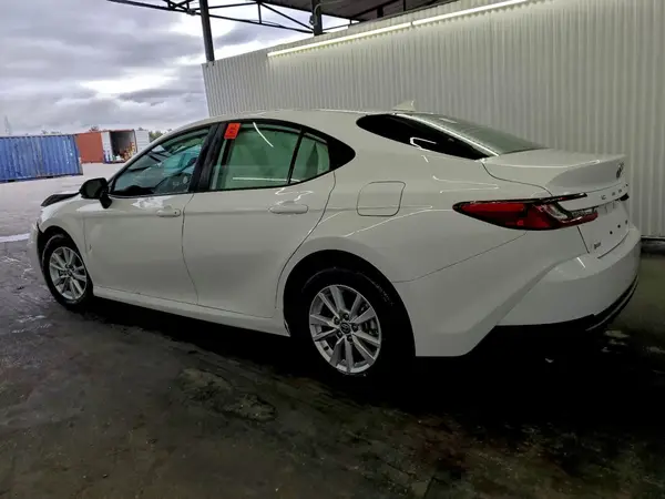 4T1DAACKXSU045276 2025 TOYOTA CAMRY - Image 2