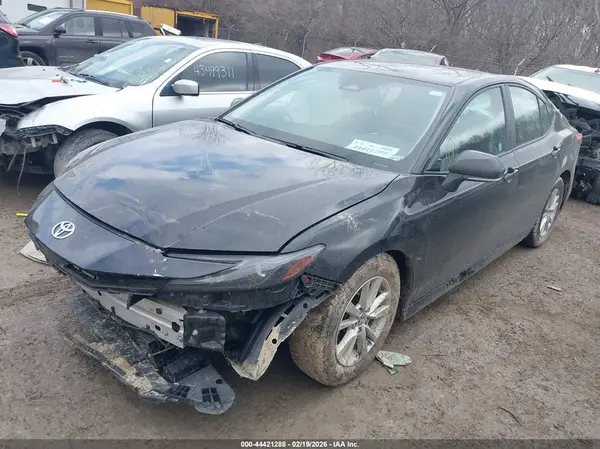 4T1DAACKXSU046041 2025 TOYOTA CAMRY - Image 2