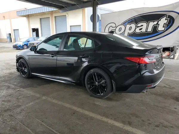 4T1DAACKXSU046959 2025 TOYOTA CAMRY - Image 2