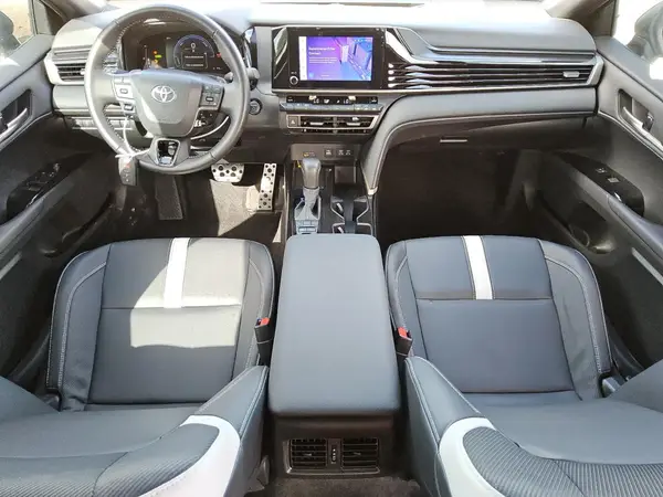 4T1DAACKXSU049022 2025 TOYOTA CAMRY - Image 8