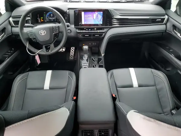 4T1DAACKXSU059131 2025 TOYOTA CAMRY - Image 8