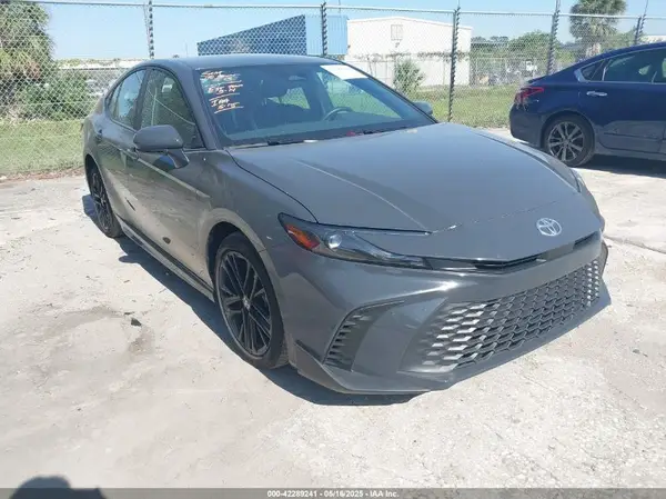 4T1DAACKXSU060912 2025 TOYOTA CAMRY - Image 1