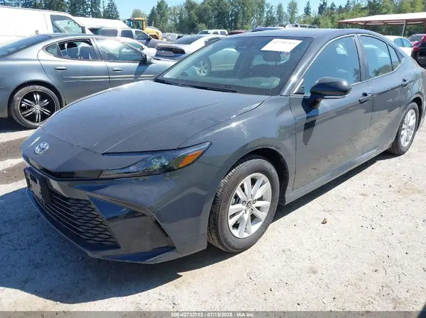 4T1DAACKXSU061770 2025 TOYOTA CAMRY - Image 2