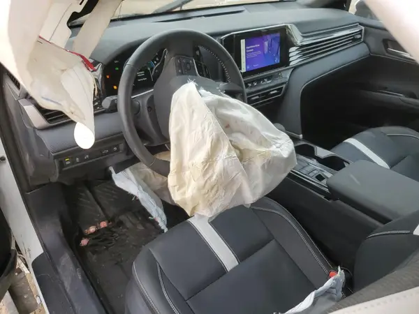4T1DAACKXSU064877 2025 TOYOTA CAMRY - Image 8