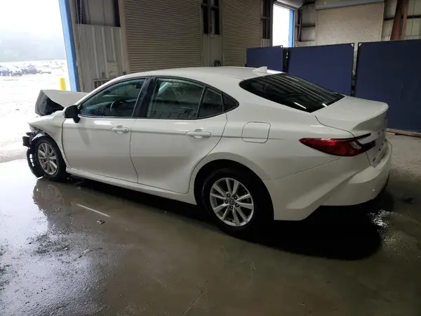 4T1DAACKXSU072350 2025 TOYOTA CAMRY - Image 2