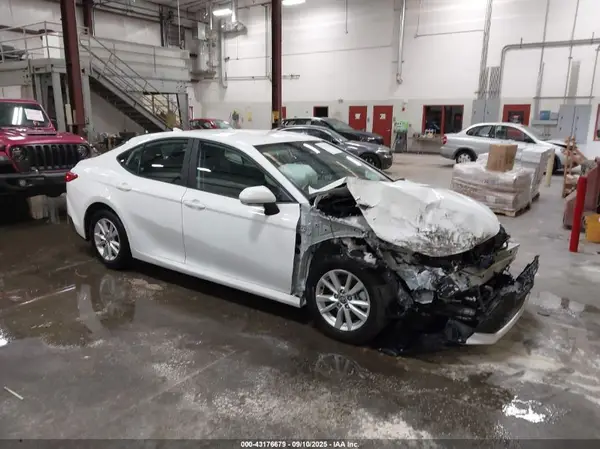 4T1DAACKXSU073630 2025 TOYOTA CAMRY - Image 1