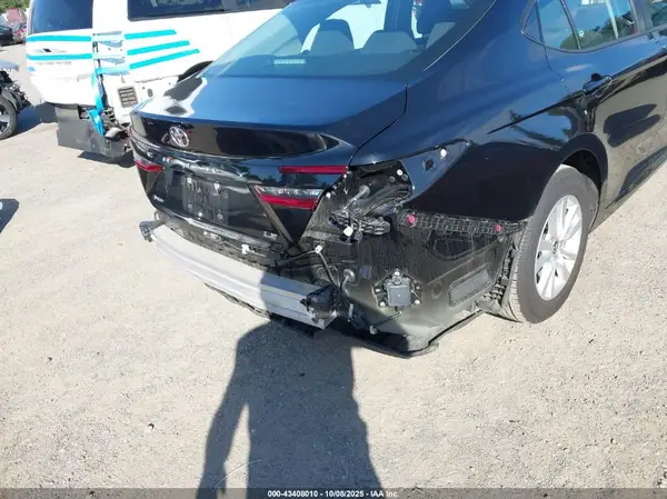 2025 TOYOTA CAMRY auction photo 6