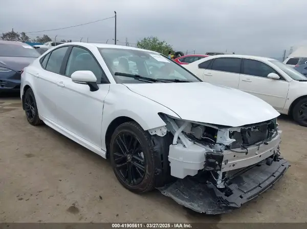 4T1DAACKXSU075149 2025 TOYOTA CAMRY - Image 1