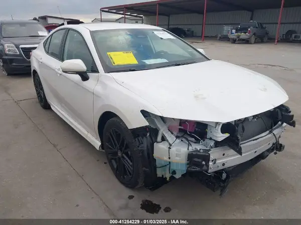4T1DAACKXSU078245 2025 TOYOTA CAMRY - Image 1