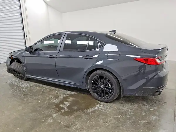 4T1DAACKXSU079623 2025 TOYOTA CAMRY - Image 2