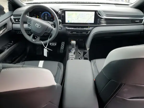 4T1DAACKXSU080903 2025 TOYOTA CAMRY - Image 8