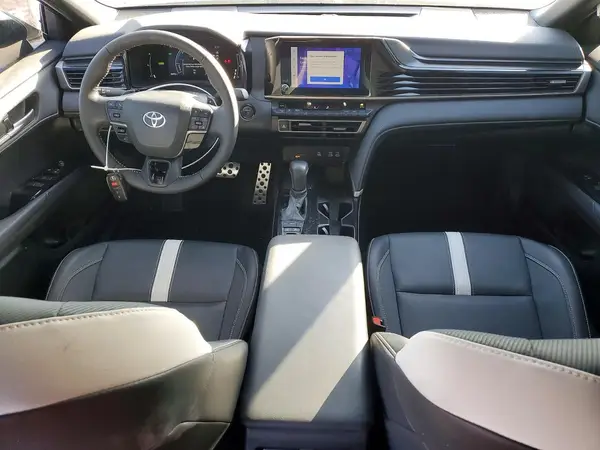 4T1DAACKXSU083266 2025 TOYOTA CAMRY - Image 8