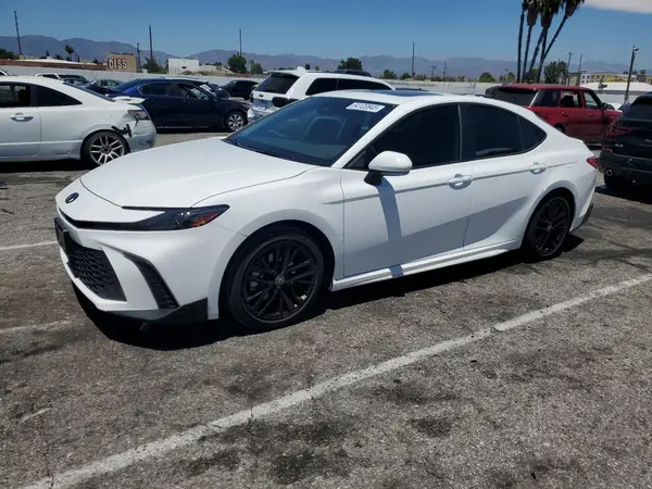 4T1DAACKXSU084126 2025 TOYOTA CAMRY - Image 1