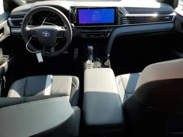 4T1DAACKXSU088001 2025 TOYOTA CAMRY - Image 8