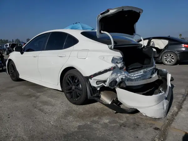 4T1DAACKXSU088306 2025 TOYOTA CAMRY - Image 2