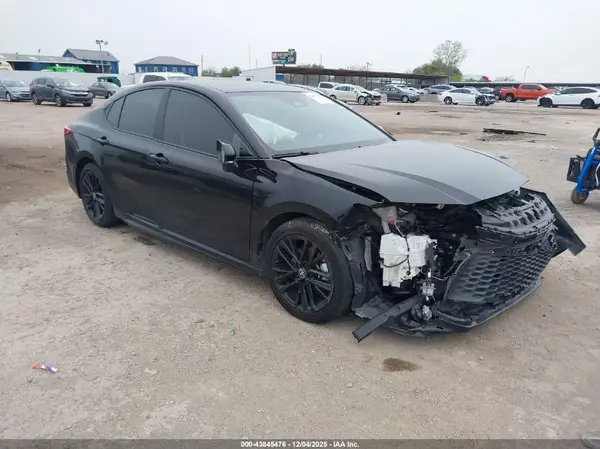 4T1DAACKXSU088662 2025 TOYOTA CAMRY - Image 1