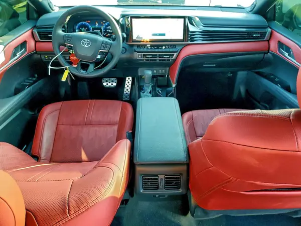4T1DAACKXSU089438 2025 TOYOTA CAMRY - Image 8