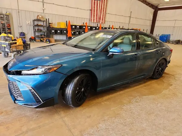 4T1DAACKXSU090735 2025 TOYOTA CAMRY - Image 1