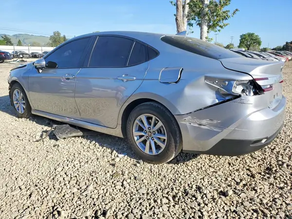 4T1DAACKXSU091593 2025 TOYOTA CAMRY - Image 2