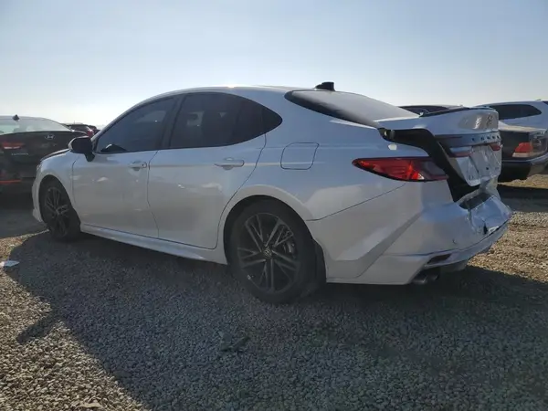 4T1DAACKXSU098205 2025 TOYOTA CAMRY - Image 2