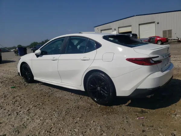 4T1DAACKXSU102706 2025 TOYOTA CAMRY - Image 2