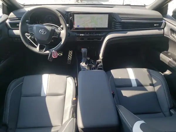 4T1DAACKXSU102706 2025 TOYOTA CAMRY - Image 8