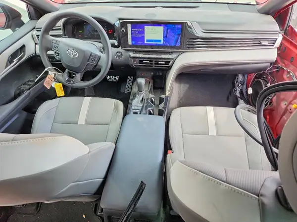 4T1DAACKXSU107212 2025 TOYOTA CAMRY - Image 8