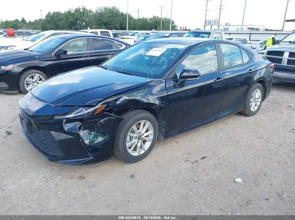 4T1DAACKXSU107503 2025 TOYOTA CAMRY - Image 2