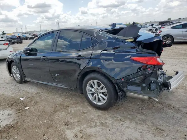 4T1DAACKXSU109039 2025 TOYOTA CAMRY - Image 2
