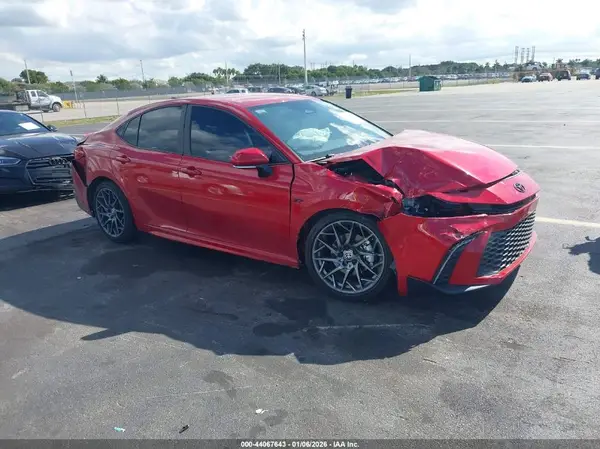 4T1DAACKXSU111485 2025 TOYOTA CAMRY - Image 1