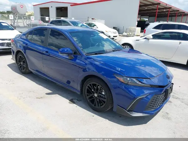 4T1DAACKXSU112071 2025 TOYOTA CAMRY - Image 1