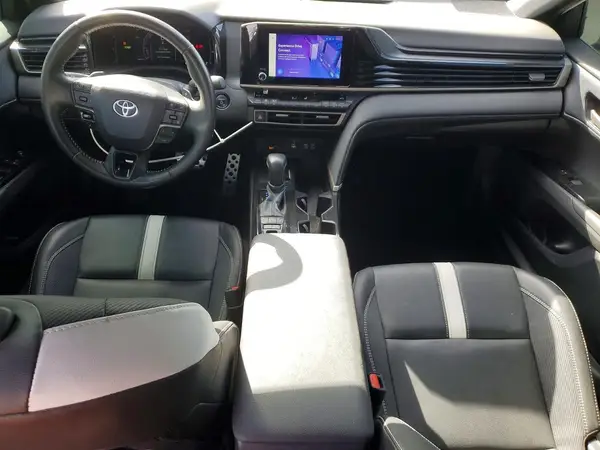 4T1DAACKXSU113320 2025 TOYOTA CAMRY - Image 8