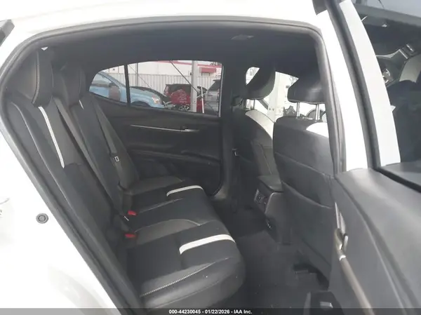 4T1DAACKXSU113737 2025 TOYOTA CAMRY - Image 8