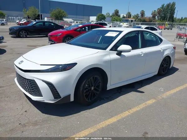 4T1DAACKXSU116220 2025 TOYOTA CAMRY - Image 2