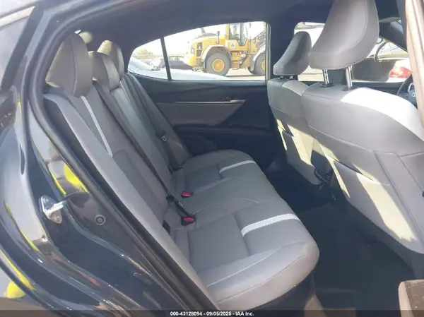 4T1DAACKXSU118470 2025 TOYOTA CAMRY - Image 8