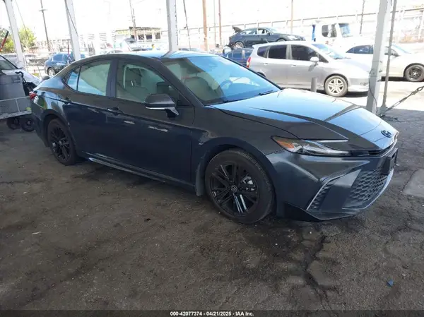4T1DAACKXSU119053 2025 TOYOTA CAMRY - Image 1