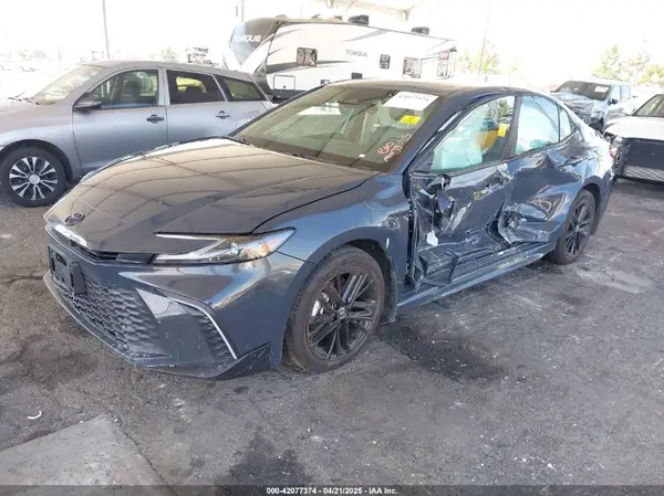 4T1DAACKXSU119053 2025 TOYOTA CAMRY - Image 2