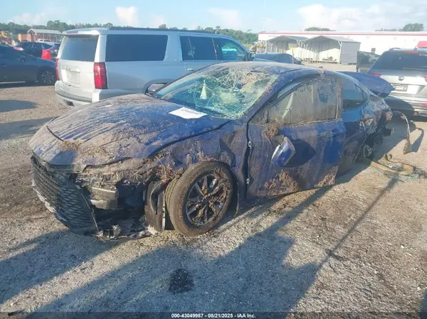 4T1DAACKXSU121546 2025 TOYOTA CAMRY - Image 2