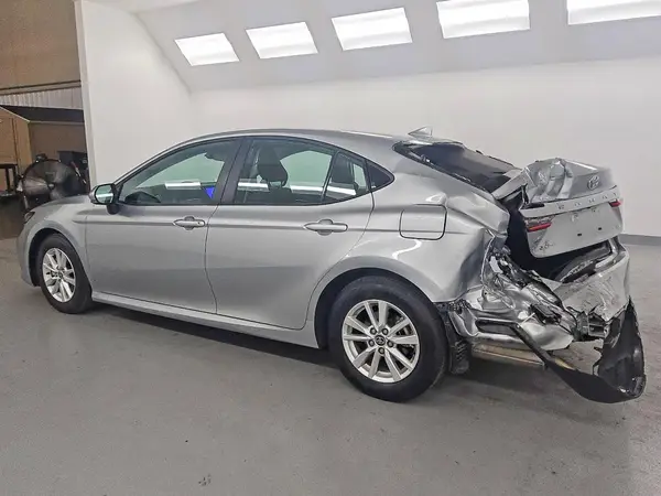 4T1DAACKXSU127847 2025 TOYOTA CAMRY - Image 2