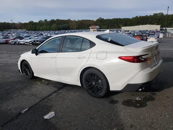 4T1DAACKXSU129548 2025 TOYOTA CAMRY - Image 2