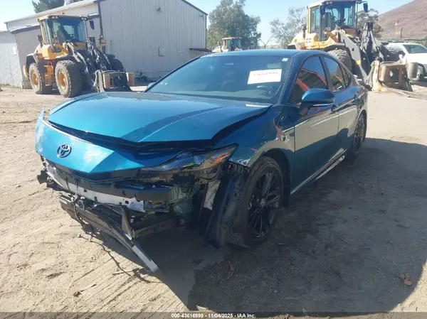 4T1DAACKXSU131543 2025 TOYOTA CAMRY - Image 2