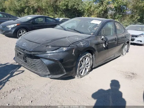 4T1DAACKXSU131848 2025 TOYOTA CAMRY - Image 2