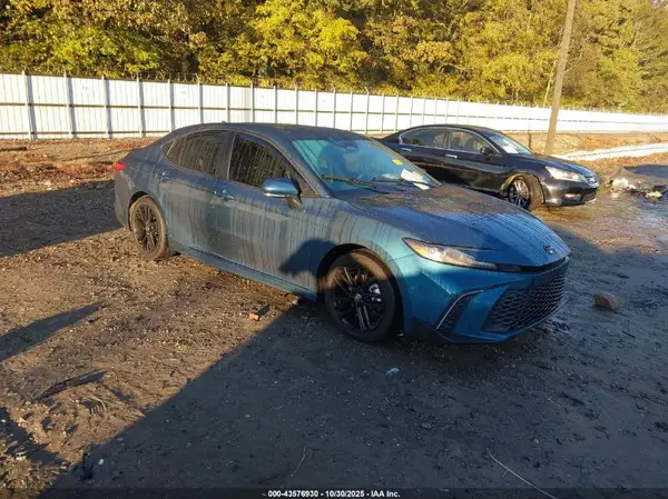 4T1DAACKXSU133597 2025 TOYOTA CAMRY - Image 1