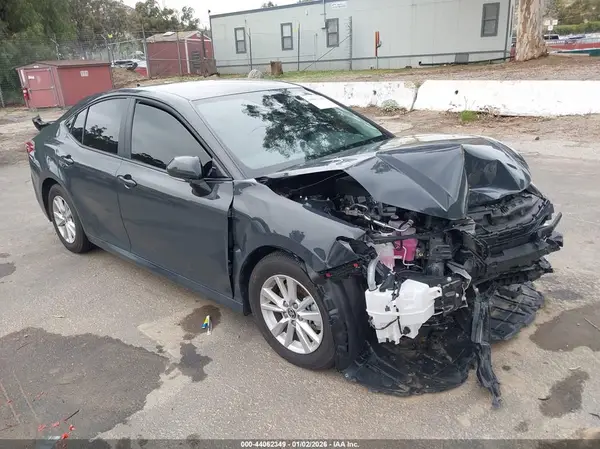 4T1DAACKXSU134135 2025 TOYOTA CAMRY - Image 1
