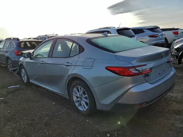 4T1DAACKXSU136323 2025 TOYOTA CAMRY - Image 2