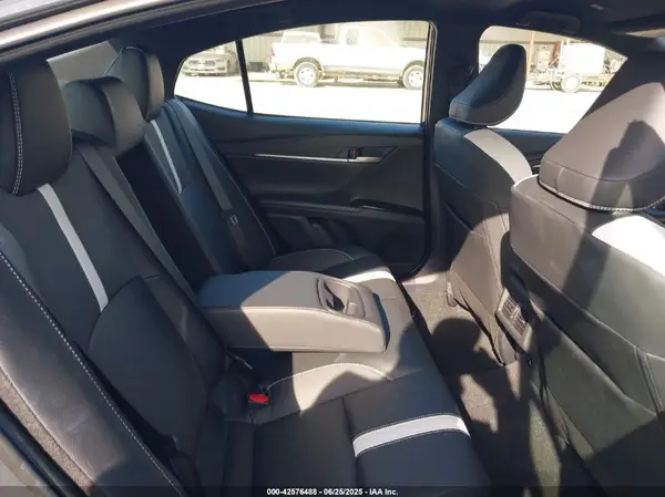 4T1DAACKXSU139562 2025 TOYOTA CAMRY - Image 8