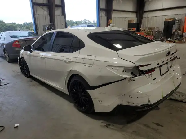 4T1DAACKXSU142266 2025 TOYOTA CAMRY - Image 2